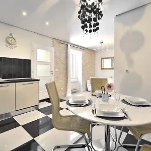 https://luxury-apartment-of-split.splithotels.org