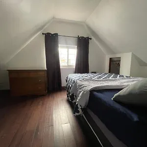 Private Loft 5 Min Away From Lga New York