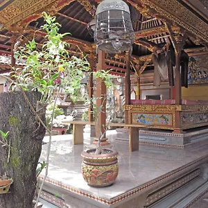https://angga-homestay.ubudhotelsnow.com