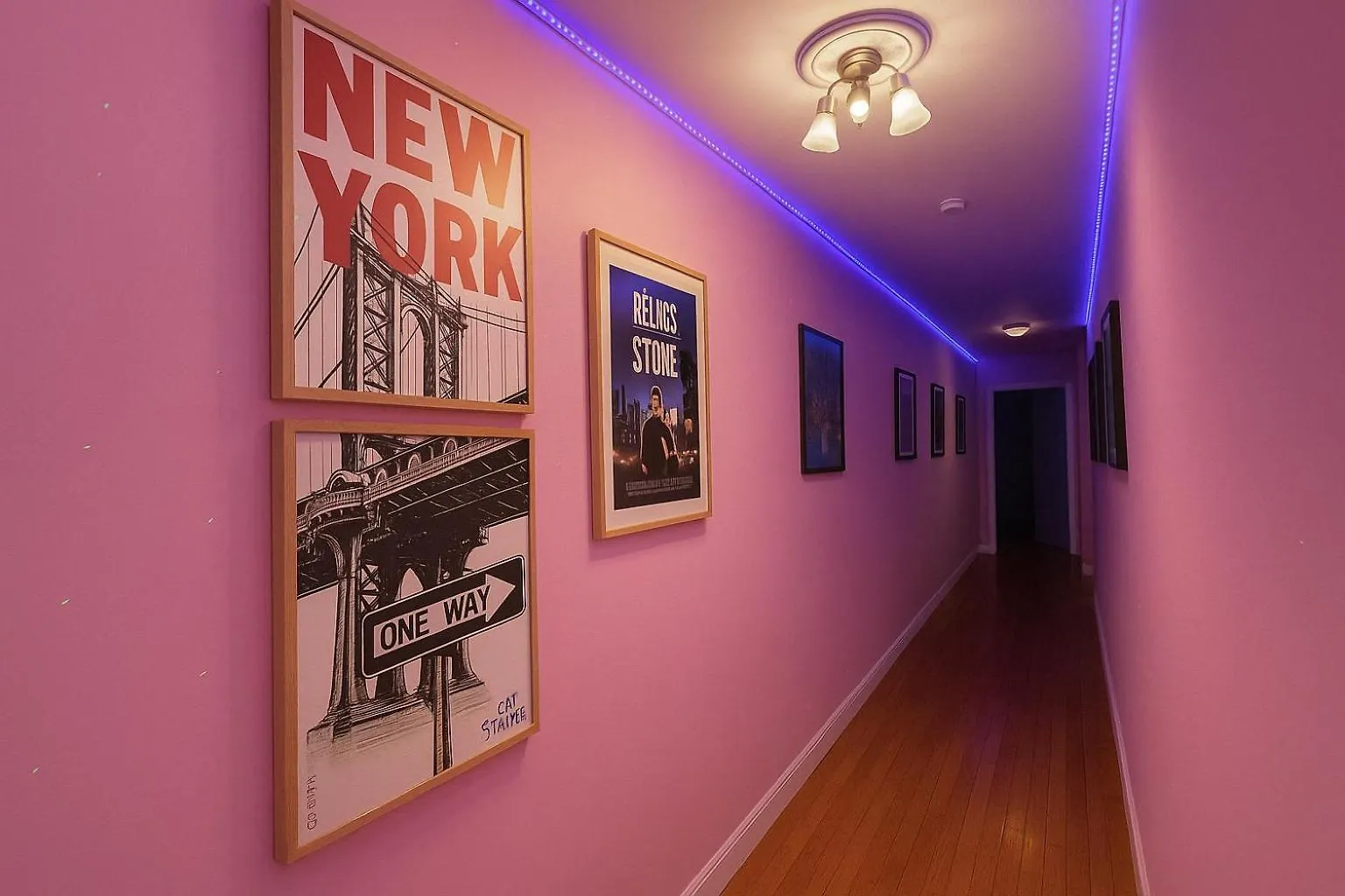 Modern Xl Queen Room Comfort & Character In Harlem New York